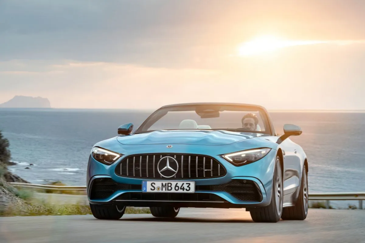 メルセデス AMG SL 43